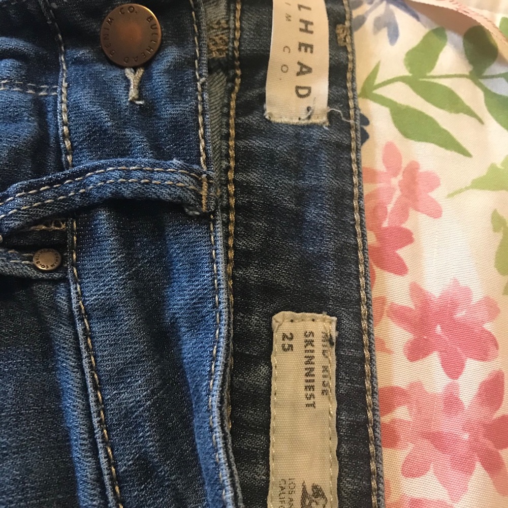 Used Bull head jeans size 25